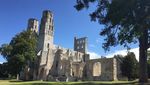 Romantisme Reruntuhan Abbaye de Jumieges