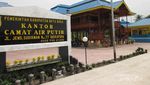 Rumah Adat Ini Jadi Kantor Camat di Sumatera Utara