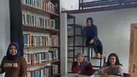 Sudut perpustaakan bila kalian suka membaca disinilah tempat ruang inspirasi itu