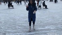 Ice skating di Shichahai, seru dan menyenangkan