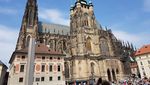Sabar Dulu Ya, Nanti Kita Berwisata ke Kota Praha