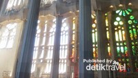 Cahaya yang masuk melalui jendela