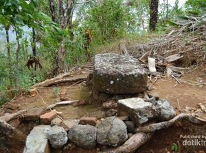 Sajadah Paling Tebal Ada di Banjarnegara