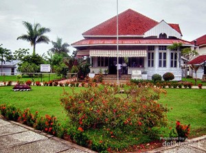 Saksi Bisu Kisah Cinta Bung Karno