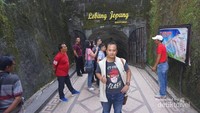 Pintu utama bagian depan Lobang Jepang