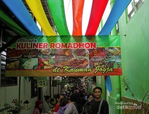 Sampai Jumpa Lagi, Pasar Ramadan di Kampung Kauman, Yogya