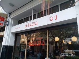 Santai Dululah di Kedai Kopi Bandung Ini