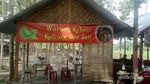 Santai Sambil Kulineran di Kebun Jati