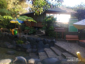 Santai Sejenak Melepas Lelah di Sari Ater Subang
