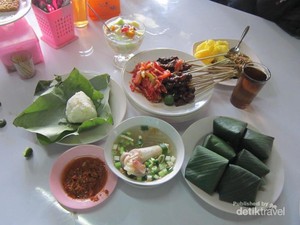 Sate Maranggi Khas Purwakarta, Empuk dan Nendang!