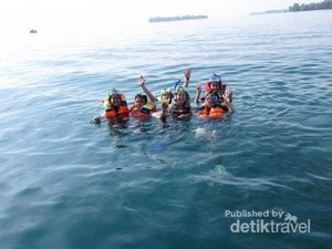 Satu Hari Mengintip 6 Pulau Cantik di Kepulauan Seribu