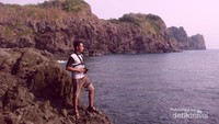 Pemandangan sekitar Gua Saung Tungku