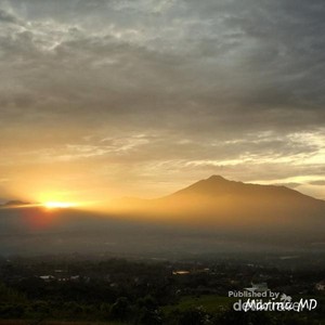 Satu Lagi Tempat Keren Menanti Sunrise di Bogor
