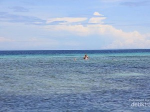 Satu Pulau Tidak Terjamah di Banyuwangi