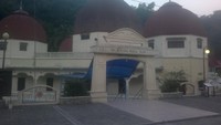 Masjid Raya Nurul Iman (bekas gedung PLTU) (koleksi pribadi)