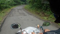 Jalan menuju Sawarna