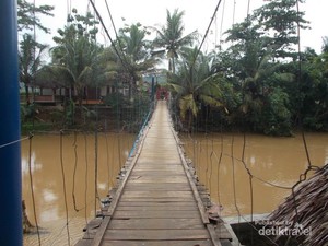 Sawarna, Cocok untuk Liburan Panjang Minggu Depan