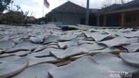 Usaha kerupuk ikan dari Pulau Sapudi, Sumenep, Madura