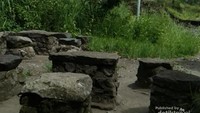 Tempat duduk dari batu sisa erupsi Gunung Merapi