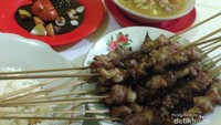 Sate Kambing Batibul khas Tegal dengan Tongsengnya yang nikmat
