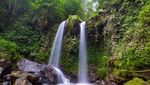 Segarnya Curug Grenjengan Kembar di Magelang