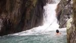 Segarnya Main Basah-basahan di Curug Leuwi Hejo Bogor