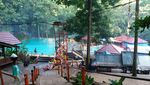 Segarnya Mandi di Kolam Alami Ermes