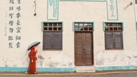 Setiap sudut bangunan di Melaka bisa dijadikan spot foto menarik. Kalian tak akan kehabisan ide untuk berfoto.
