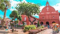 Kawasan Red Square yang dipenuhi gedung-gedung peninggalan penjajah.
