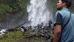 Sejukkan Hati dan Pikiran di Air Terjun Cibereum