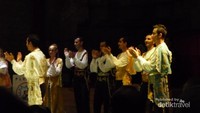 Penari Turkish dance night tak hanya wanita, tapi juga pria