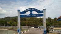 Gerbang masuk Pulau Karimunjawa yang cantik