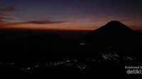 Gunung Sindoro pukul 04.42