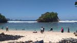 Selamat Pagi dari Pantai Teluk Asmoro Malang