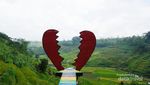 Sembuhkan Patah Hati di Kaki Gunung Lawu