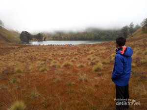 Semeru, Gunungnya Gagah dan Danaunya Cantik