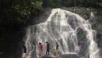 Air Terjun Warambin