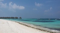 Pemandangan cantik di pesisir pulau