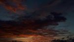 Senja di Tanah Lot Memang Begitu Menenangkan