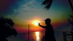 Senja Tenggelam di Pantai Tanjung Pendam