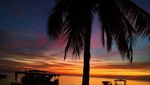 Senja yang Menawan di Pulau Rajuni