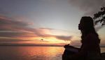 Senja yang Syahdu di Teluk Kendari