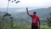 Berada di Puncak Gunung Gilituri