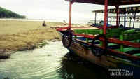 Perahu wisatawan