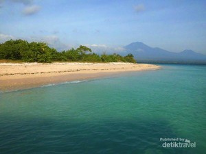 Sensasi Terdampar di Pulau Cantik Tabuhan, Banyuwangi