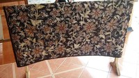 Hasil kain batik (sumber:batikgiriloyo.com)