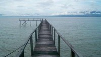 Dermaga di Tando Bone, salah satu sisi Danau Poso (hadi/dtraveler)