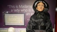 Marie Tussaud, pematung lilin yang pertama kali mendirikan museum Madam Tussaud