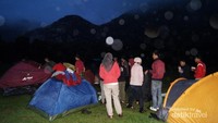 Suasana Menunggu Pagi (dok. Sahabat Petualang)