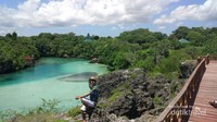 Foto-foto di sekitar Danau Weekuri, bakalan hits semua pastinya.